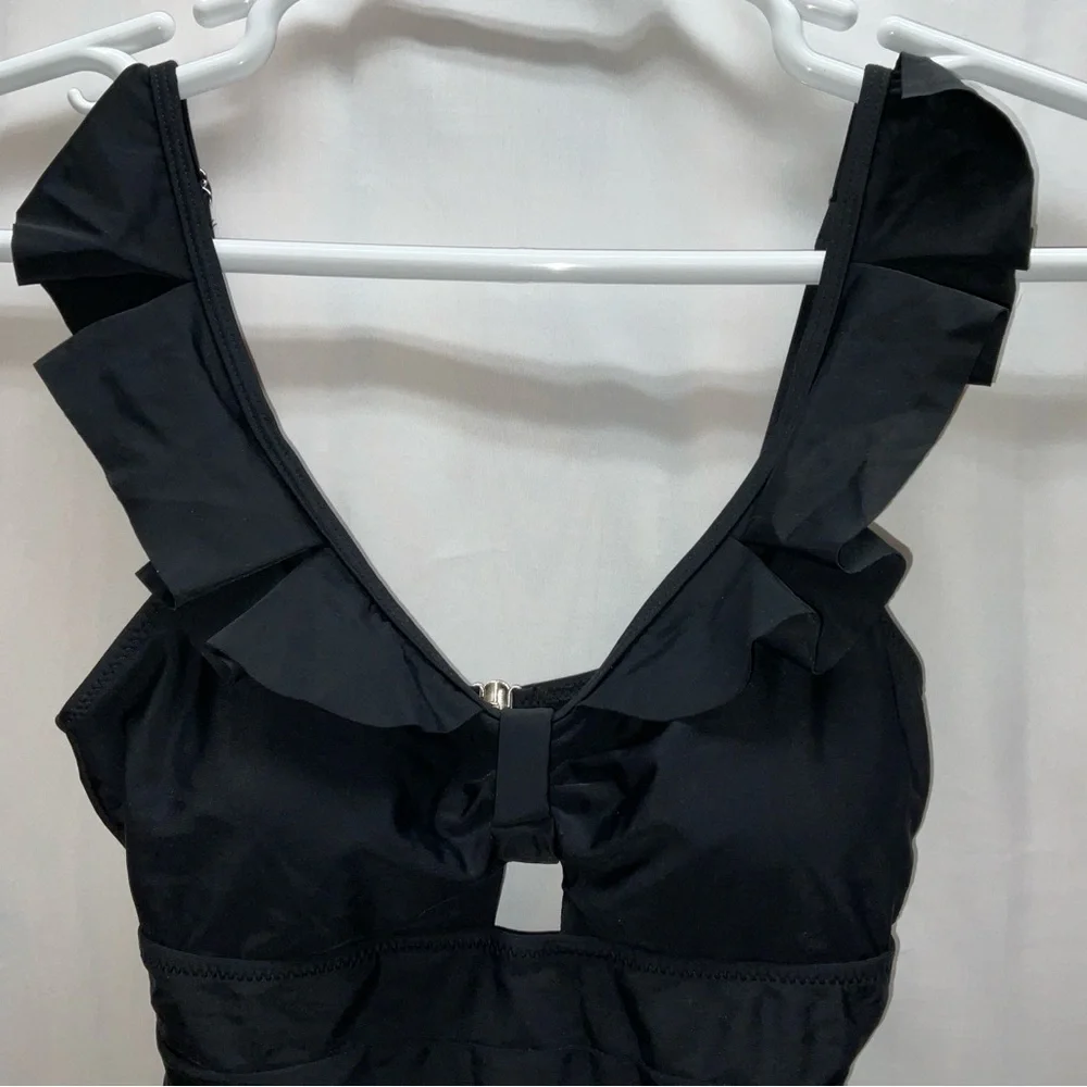 NWT Women’s Cici Bird‎ One Piece Cutout Ruffled Swimsuit Black - Small